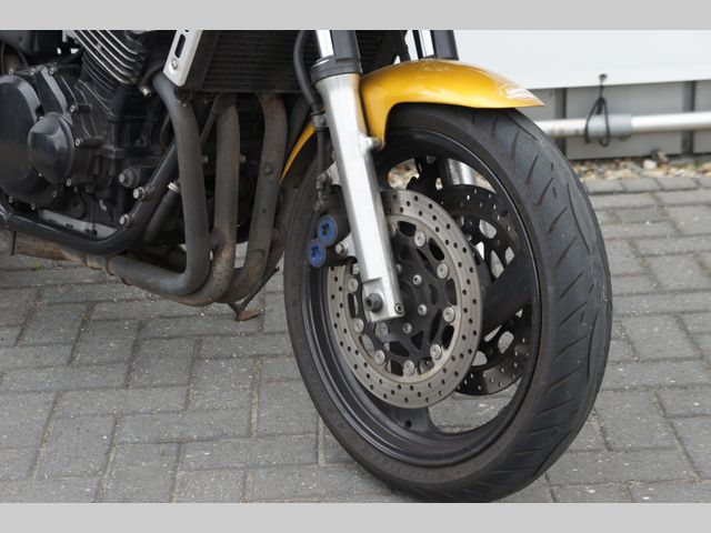 yamaha - fzs-600-fazer