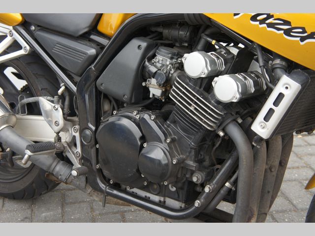 yamaha - fzs-600-fazer