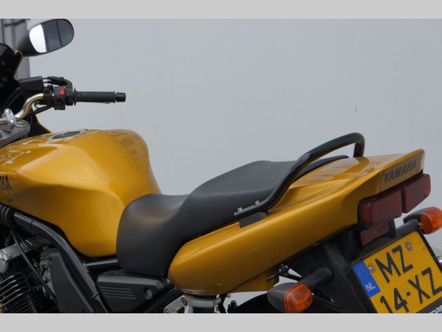 yamaha - fzs-600-fazer