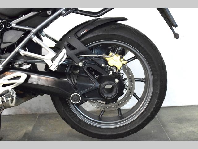 bmw - r-1200-rs