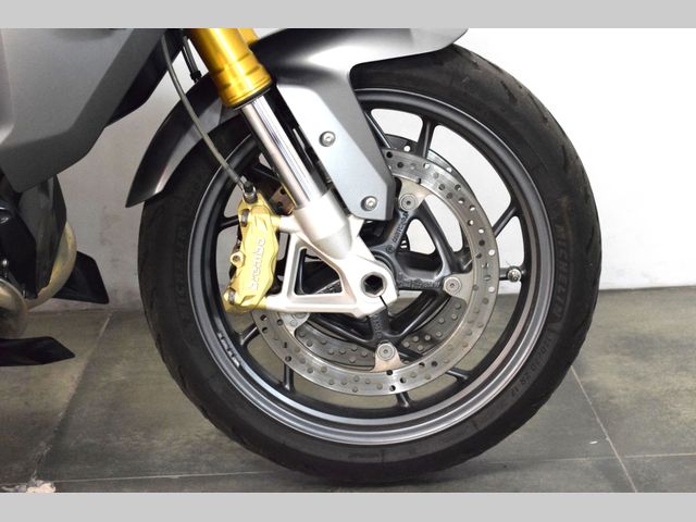 bmw - r-1200-rs