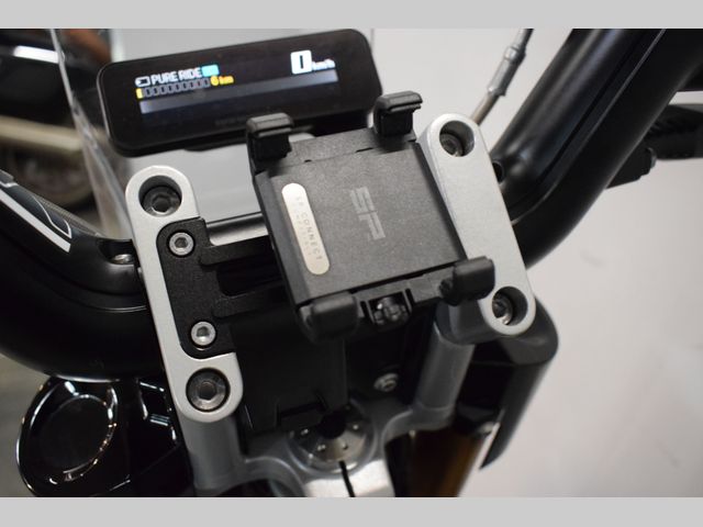 bmw - ce-02