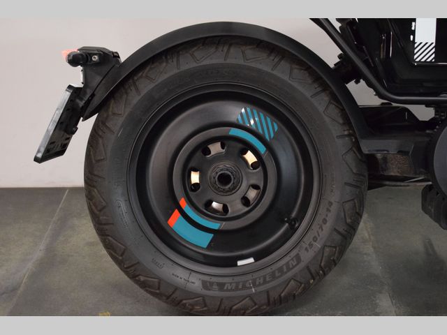 bmw - ce-02