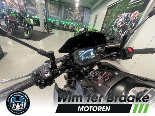 kawasaki - z900