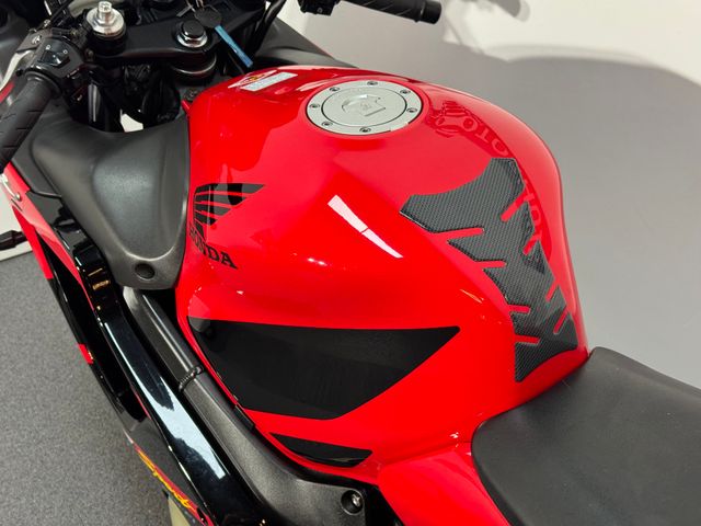 honda - cbr-600-f