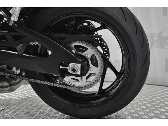 suzuki - gsx-s-1000-street-x-treme