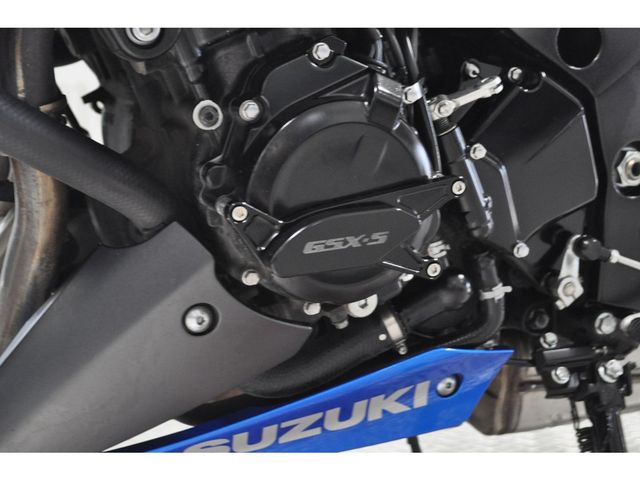 suzuki - gsx-s-1000-street-x-treme