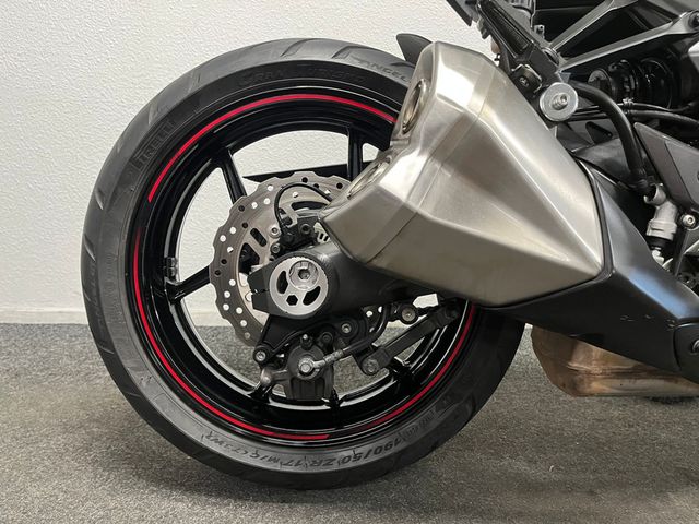 kawasaki - z1000