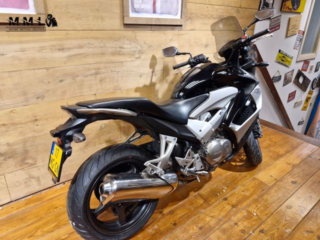 honda - vfr-800-x-crossrunner