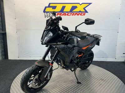 KTM 890 SMT – foto 3