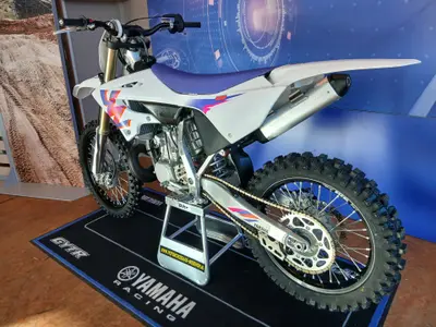 YAMAHA YZ 250 – foto 3