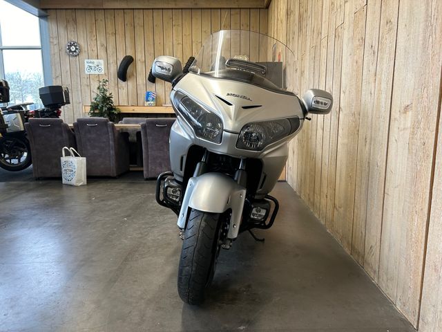 honda - gl-1800-goldwing-abs