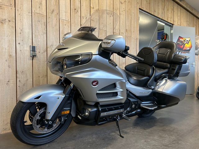 honda - gl-1800-goldwing-abs
