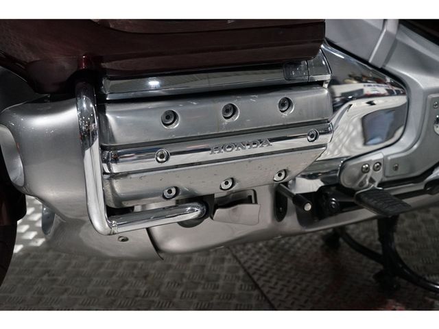 honda - gl-1800-goldwing-abs