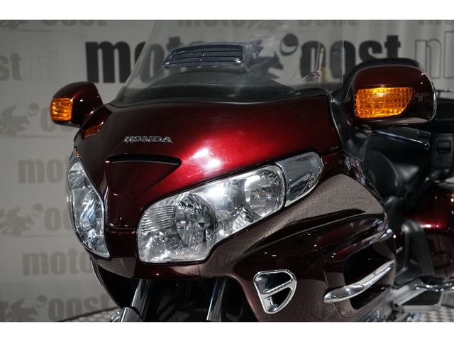 honda - gl-1800-goldwing-abs