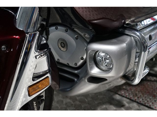 honda - gl-1800-goldwing-abs