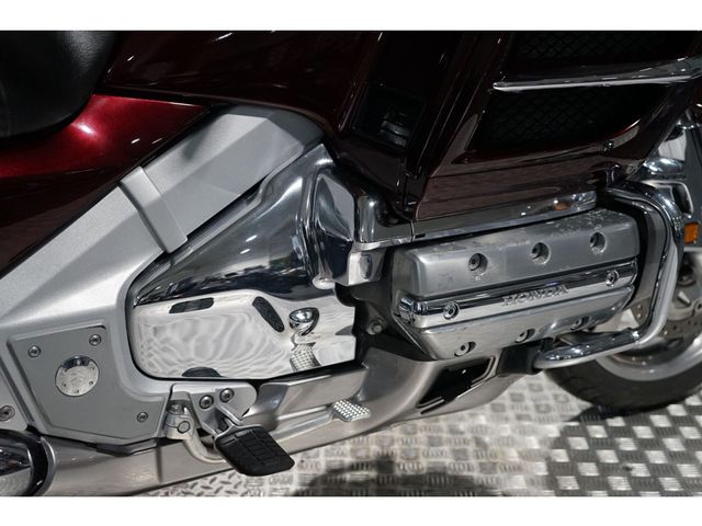 honda - gl-1800-goldwing-abs