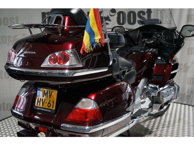honda - gl-1800-goldwing-abs