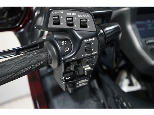 honda - gl-1800-goldwing-abs