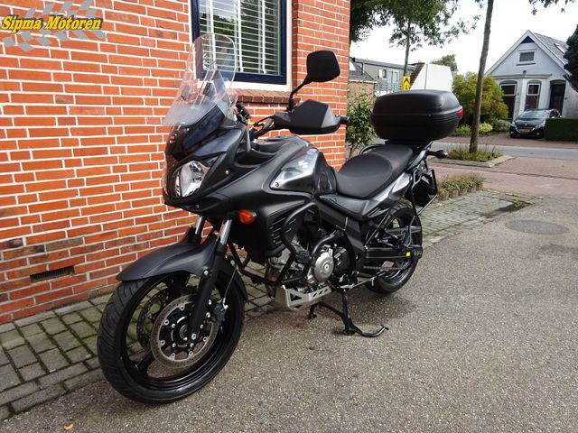 suzuki - v-strom-650-a-touring
