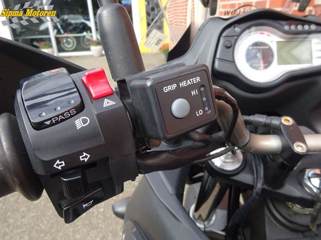 suzuki - v-strom-650-a-touring