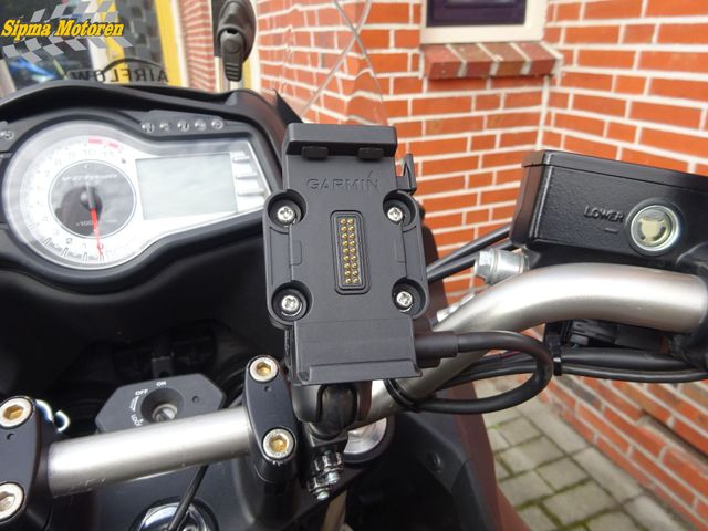 suzuki - v-strom-650-a-touring