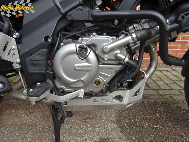 suzuki - v-strom-650-a-touring