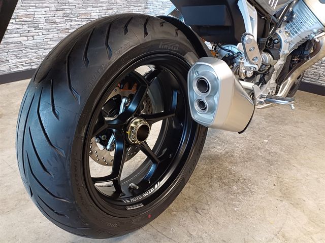 moto-guzzi - v-100-mandello-s