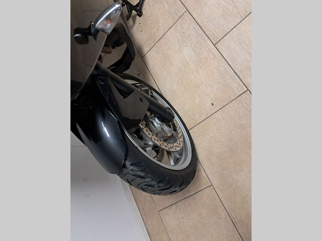 bmw - f-800-gt