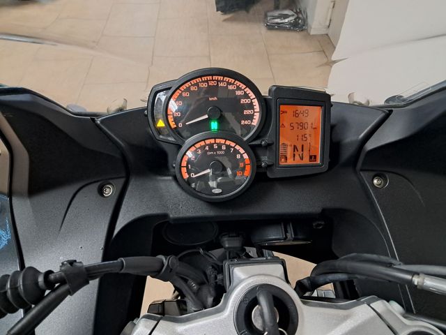 bmw - f-800-gt