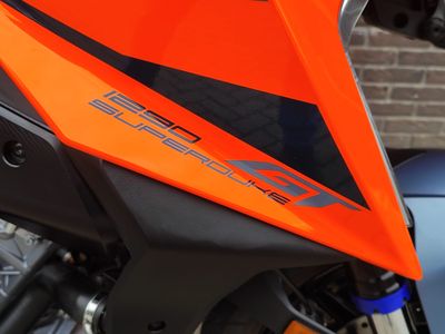 KTM 1290 SUPER DUKE GT – foto 3