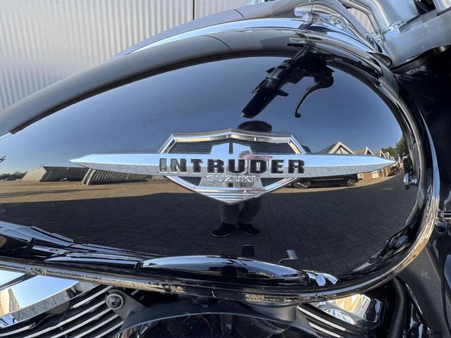 suzuki - m-1500-intruder