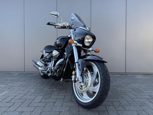 suzuki - m-1500-intruder