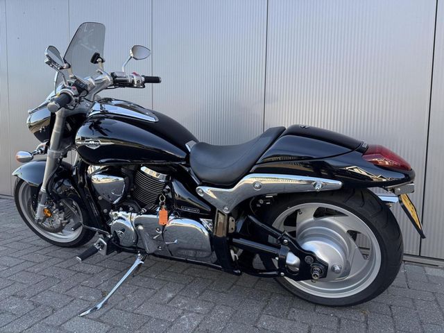 suzuki - m-1500-intruder