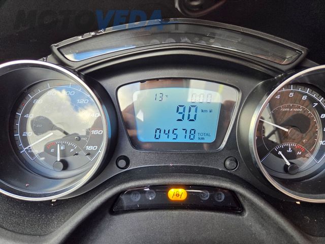 piaggio - mp3-500-sport-hpe-abs-asr