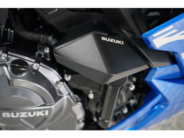 suzuki - gsx-8r