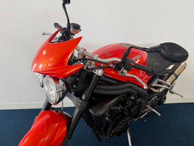 TRIUMPH SPEED TRIPLE 1050 – foto 4