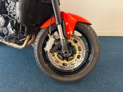 Triumph Tour Speed Triple 1050 Orange - Edition 2009 occasion – foto 19 van 22