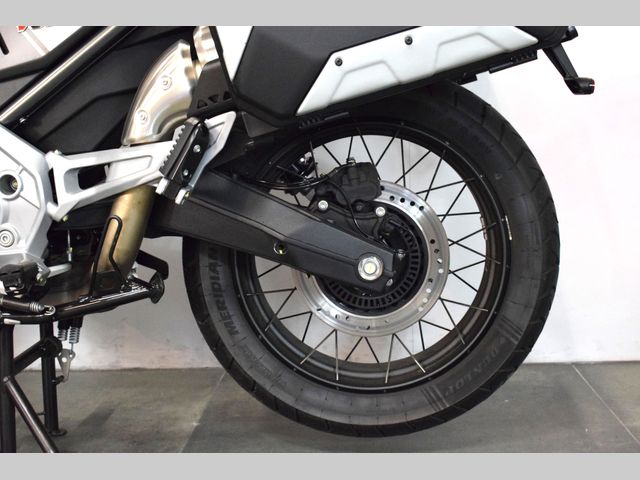 moto-guzzi - v-85-tt-travel