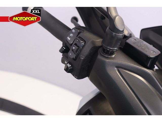 yamaha - x-max-300-tech-max