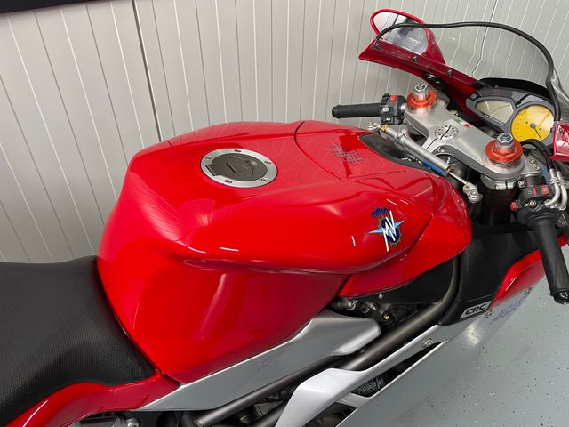 mv-agusta - f4-750-s-1-1