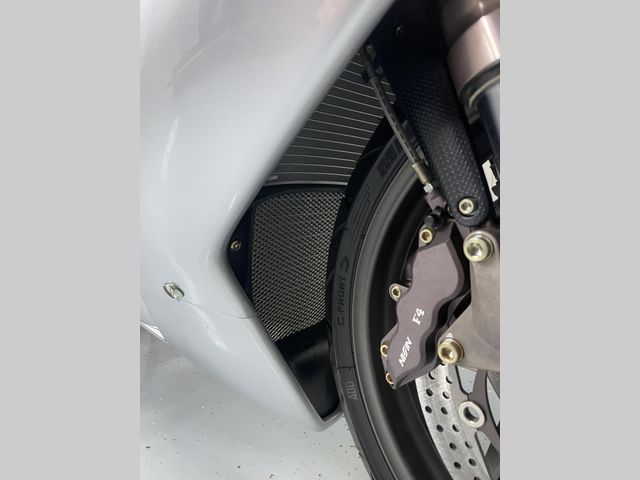mv-agusta - f4-750-s-1-1