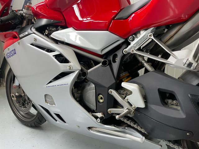 mv-agusta - f4-750-s-1-1