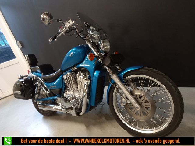 suzuki - vs-600-intruder