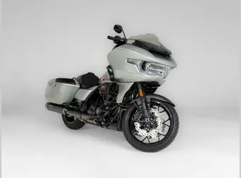 Harley-Davidson Road Glide Screamin Eagle CVO Fltrxse 2025 occasion