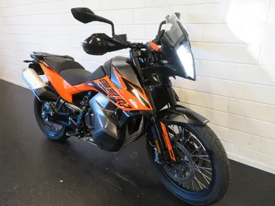 KTM 890 ADVENTURE – foto 2