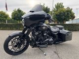 HARLEY-DAVIDSON STREET GLIDE SPECIAL 114