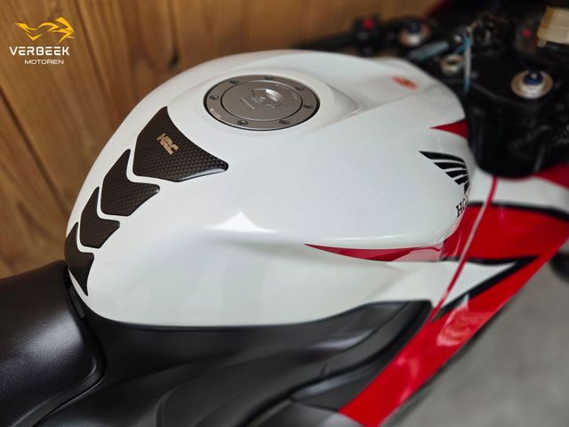 honda - cbr-600-rr-c-abs