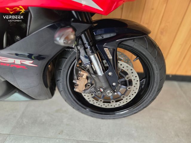 honda - cbr-600-rr-c-abs