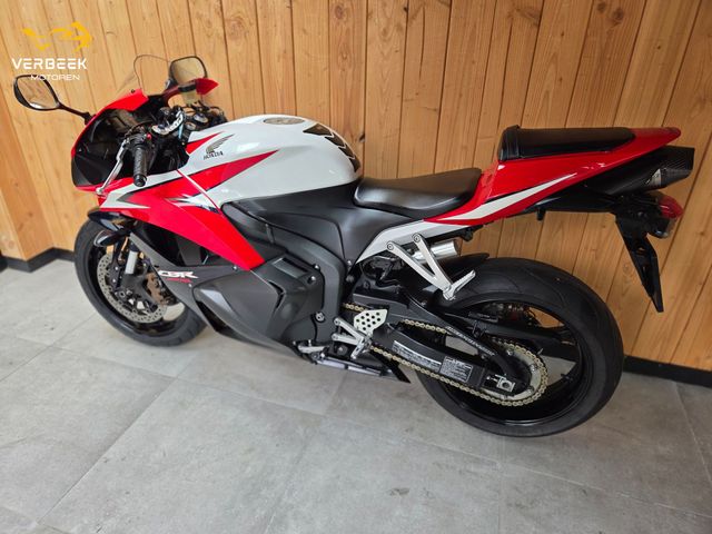 honda - cbr-600-rr-c-abs